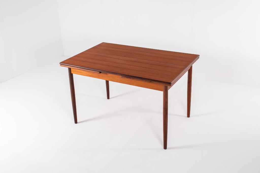 Scandinavische mid-century teak uitschuifbare eettafel, Ophalen, 100 tot 150 cm, Teakhout, 50 tot 100 cm