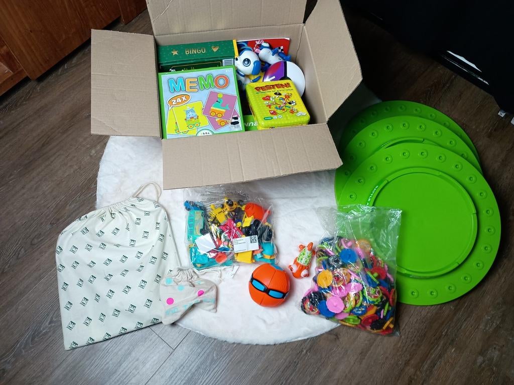 Rommelmarkt spullen Kinder speelgoed! Hotwheels/ Pokemon etc, Ophalen of Verzenden