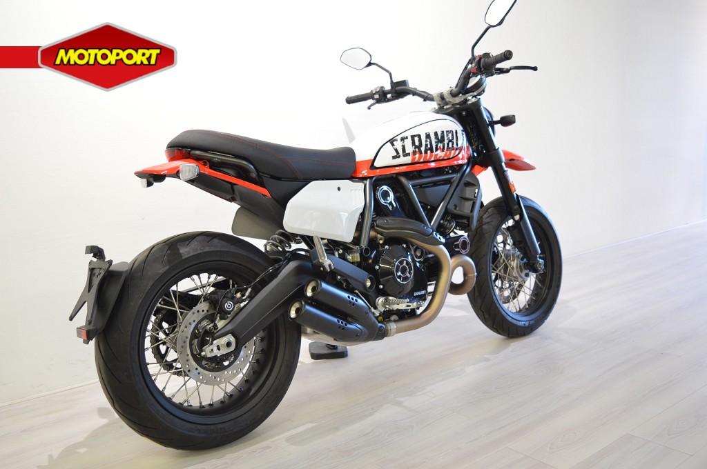 Ducati SCRAMBLER URBAN MOTARD (bj 2023) - foto 3
