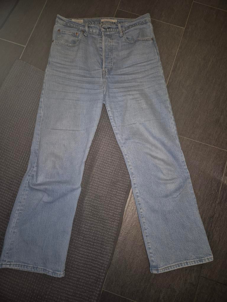 Levi's Premium Ribcage Crop Boot Jeans W30, Blauw, Overige jeansmaten, Ophalen of Verzenden, Gedragen