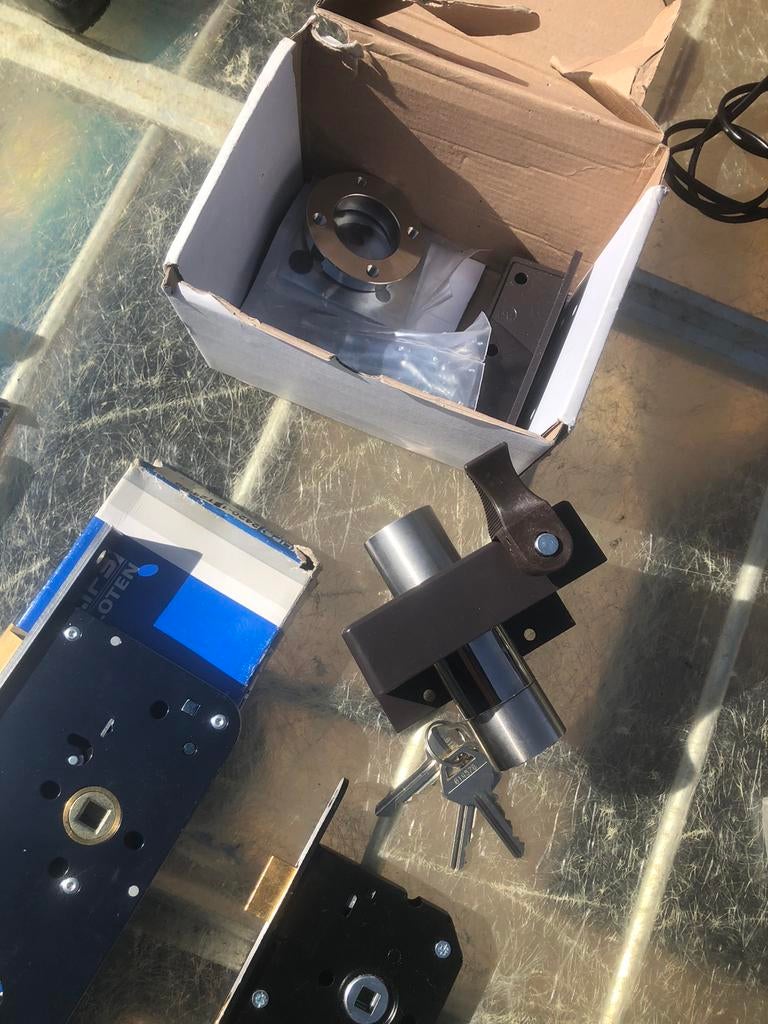 Oplegslot veiligheid stoten, Ophalen of Verzenden, Zo goed als nieuw