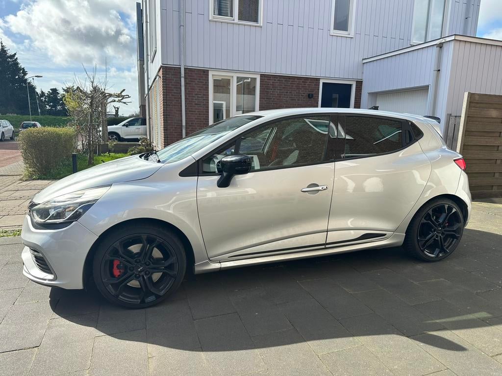 Renault Clio 1.6 RS Turbo 147KW 5-DRS AUT 2014 Grijs/Zilver, Euro 5, Zwart, 4 cilinders, 1179 kg
