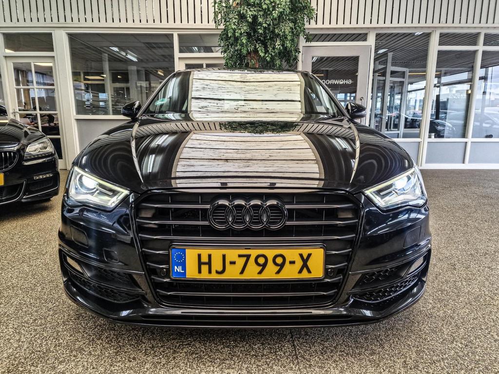 Audi A3 Sportback 1.8 TFSI S-LINE AUT. PANO B&O KEYLESS LEDE, Gebruikt, 4 cilinders, Zwart, Leder