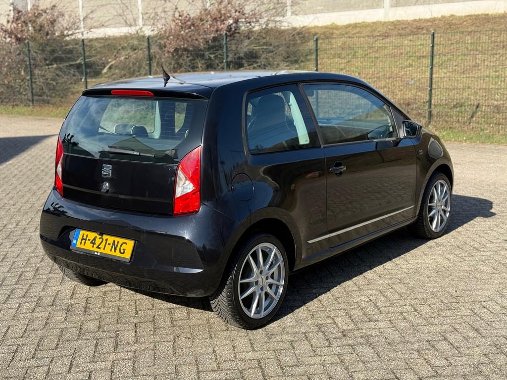 Seat Mii 1.0 Mii by Mango CAMERA I CARPLAY I 85PK I AIRCO I, Voorwielaandrijving, Gebruikt, Euro 6, 4 stoelen