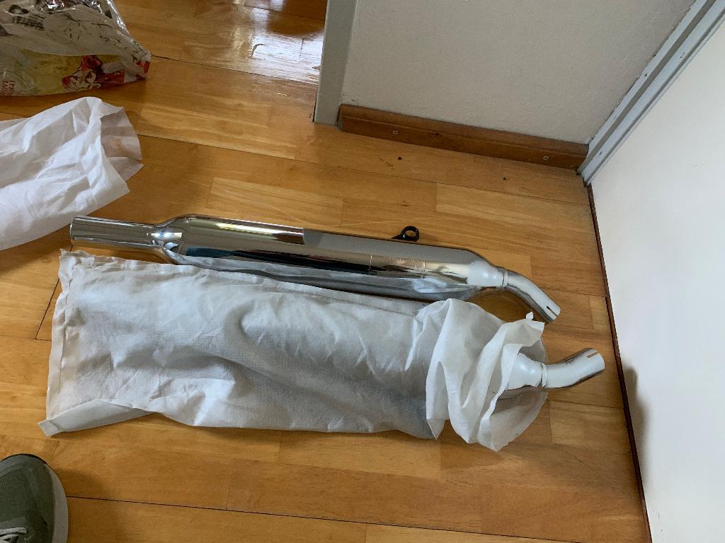 Uitlaten triumph bonneville, Motoren, Ophalen, Nieuw