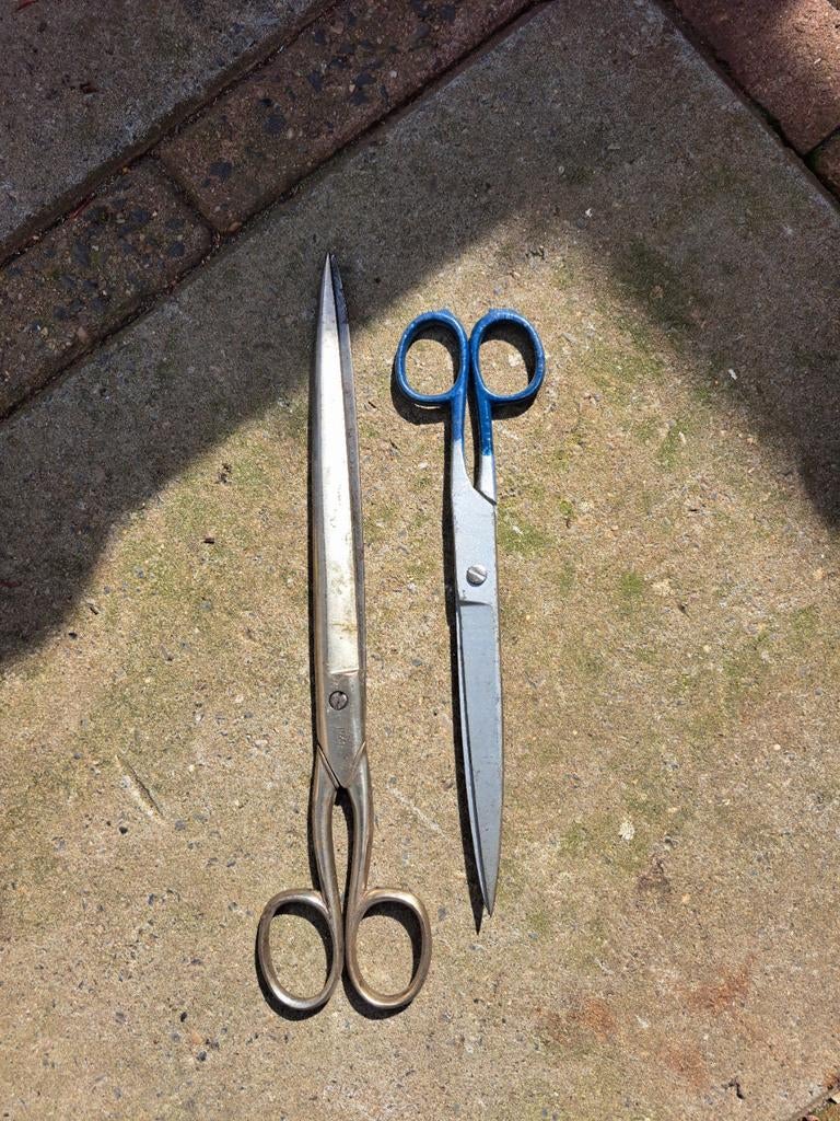 Te koop  twee behangschaaren, Ophalen of Verzenden, Gebruikt