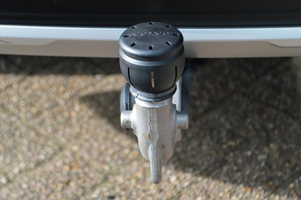 Volvo XC40 2.0 T4 Inscription | Wegklapbare trekhaak | Denim, Auto's, Volvo, 15 km/l, 1969 cc, Blauw, Bedrijf