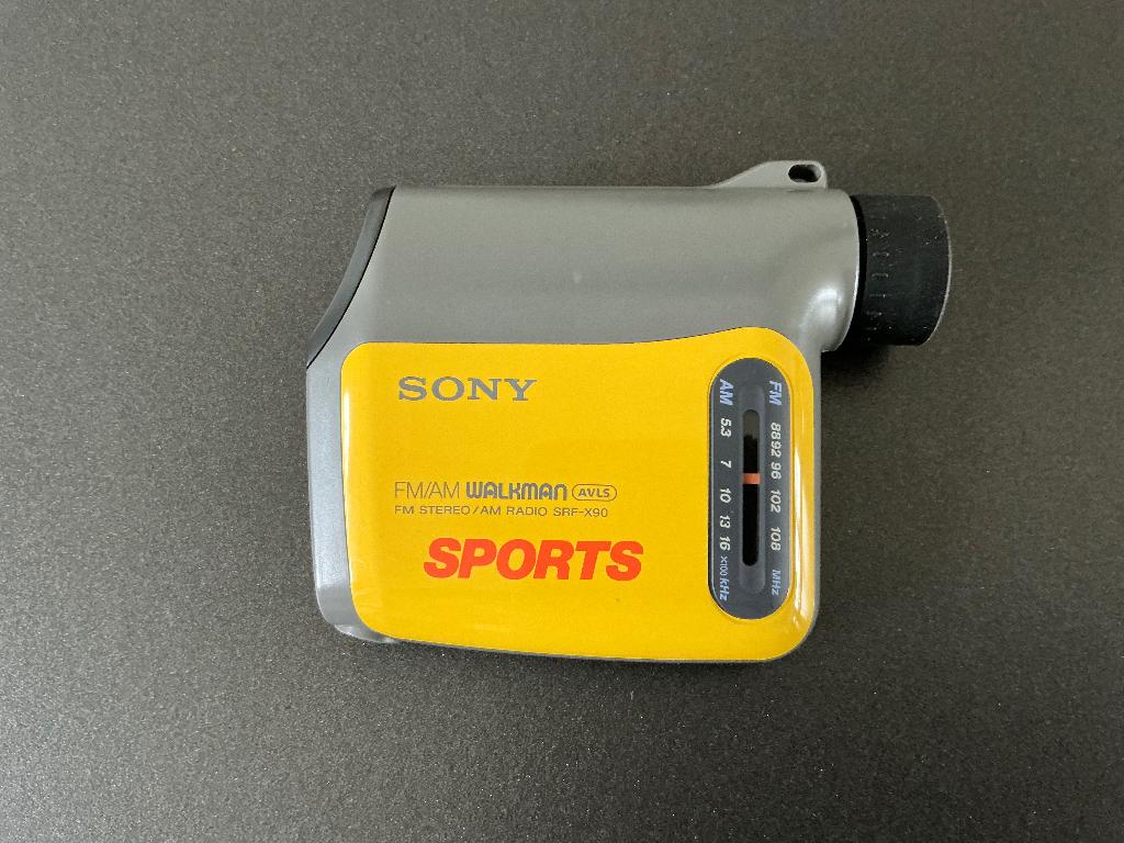 Sony SRF-X90 Sports radio + monoculair, Audio, Tv en Foto, Walkmans, Discmans en Minidiscspelers, Verzenden, Walkman
