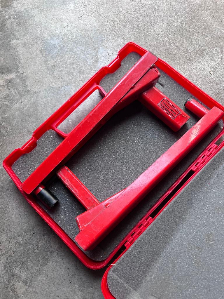 SAS Superclamp, Ophalen, Gebruikt