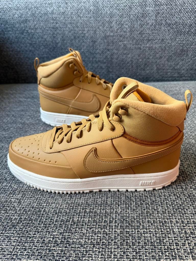 Nike Court Vision Mid Winter maat 45, Bruin, Nieuw, Ophalen of Verzenden, Sneakers of Gympen