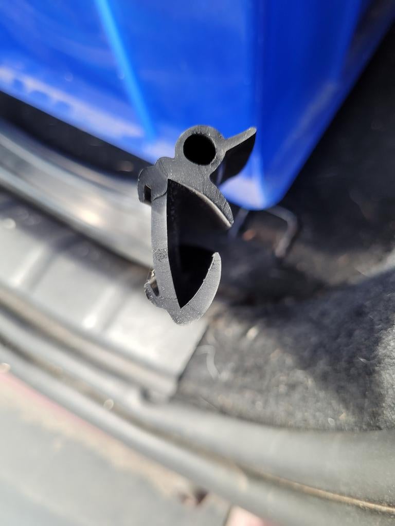 Rubber voor caravan ramen 16+ meter, Ophalen