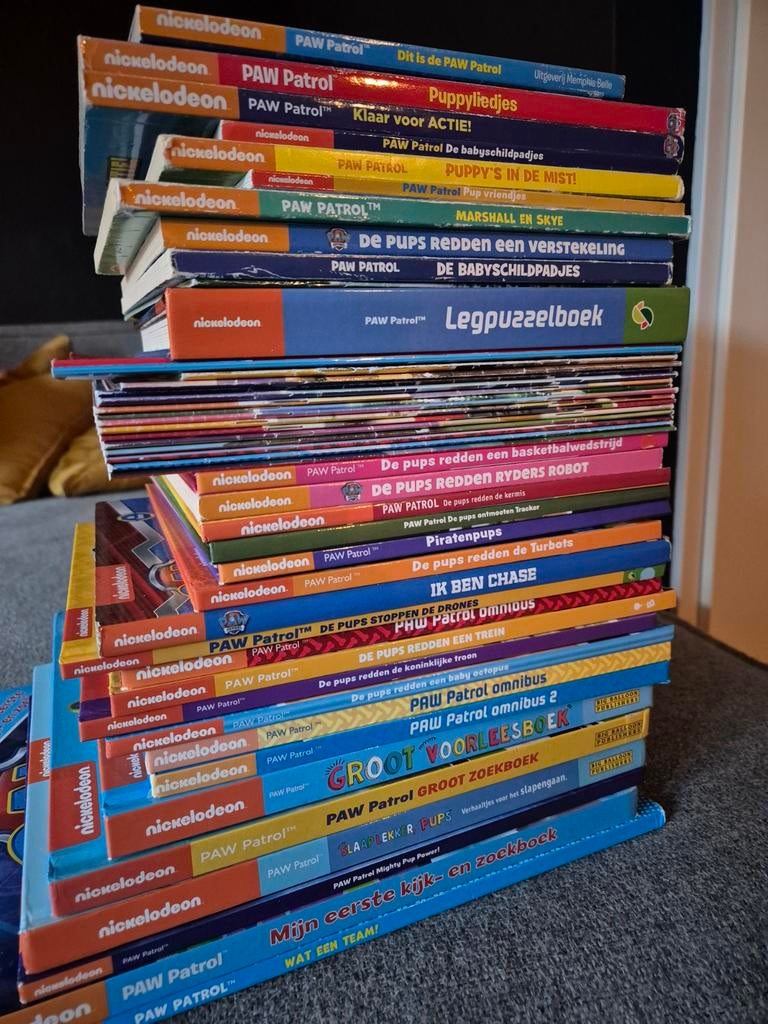 Paw Patrol - Verzameling boeken 48x, Boeken, Ophalen of Verzenden, Zo goed als nieuw, 3 tot 4 jaar