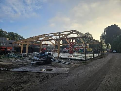 Hal bedrijfshal loods bedrijfspand overkapping ( 451 ), Koop, Bedrijfsruimte