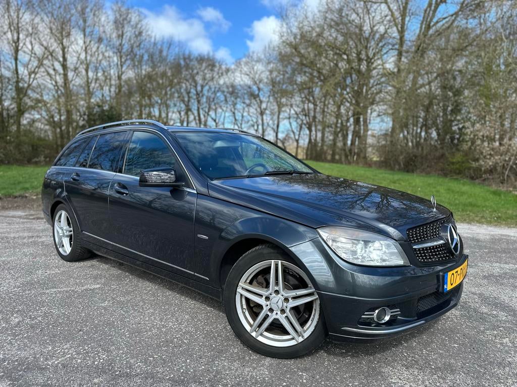 Mercedes-Benz C-Klasse 2.2 CDI C220 Estate 2008 Grijs, Auto's, Mercedes-Benz, Achterwielaandrijving, 1800 kg, Zwart, 4 cilinders