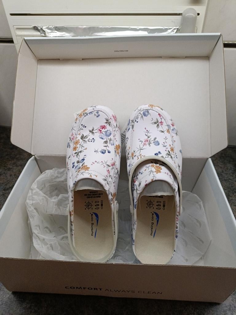 Wash & Go clogs, nieuw in doos, maat 39!!, Kleding | Dames, Schoenen, Nieuw, Werkschoenen, Overige kleuren, Ophalen of Verzenden