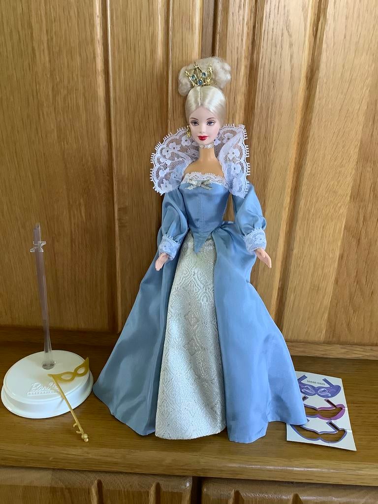 Barbie 56216,Deense prinses uit 2002, Ophalen of Verzenden, Gebruikt, Fashion Doll