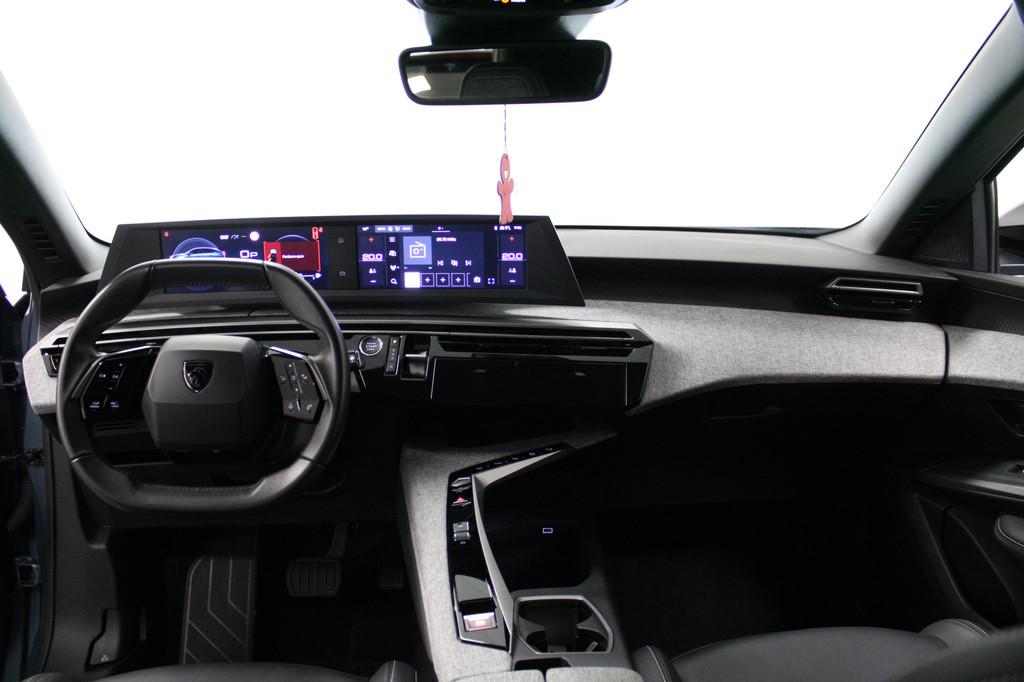 Peugeot 3008 1.2 Hybrid 136 Allure (bj 2025, automaat), Gebruikt, Euro 6, 1199 cc, Leder en Stof