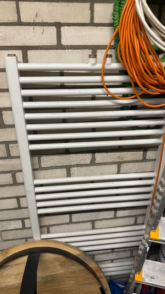 Douche verwarming, Doe-het-zelf en Verbouw, Verwarming en Radiatoren, Ophalen, Minder dan 30 cm, Radiator, Zo goed als nieuw