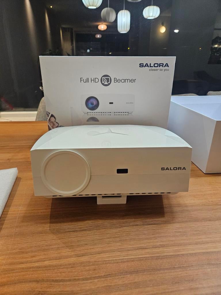 Salora 60BFM4250 Full HD Beamer, LED, Ophalen of Verzenden, Full HD (1080), Nieuw