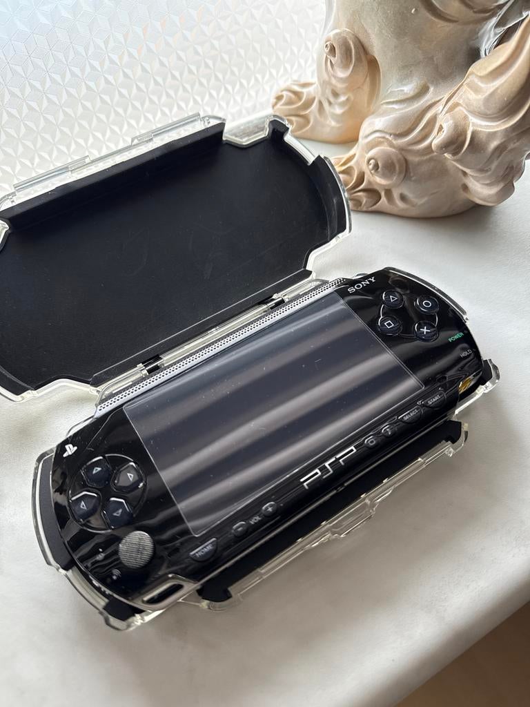PSP-1000 met custom firmware en Bleach UMD, Spelcomputers en Games, Met games, Zwart, Ophalen of Verzenden, Zo goed als nieuw