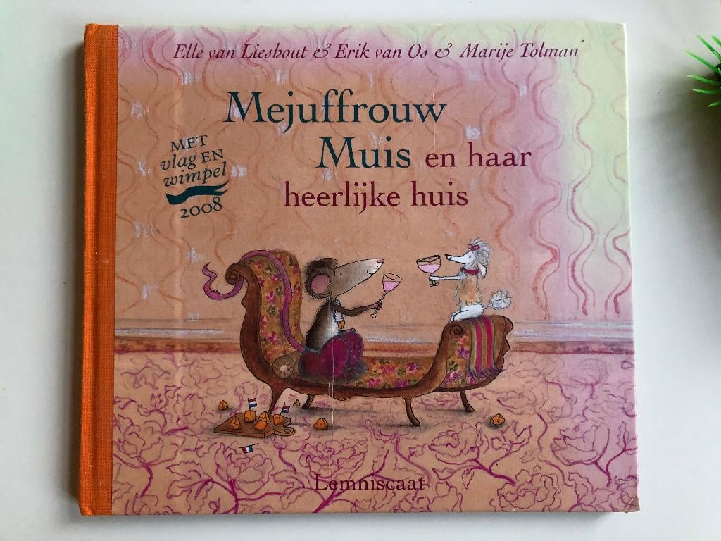 Mejuffrouw Muis en haar heerlijke huis - Lieshout & van Os, Ophalen of Verzenden, Zo goed als nieuw, Fictie algemeen