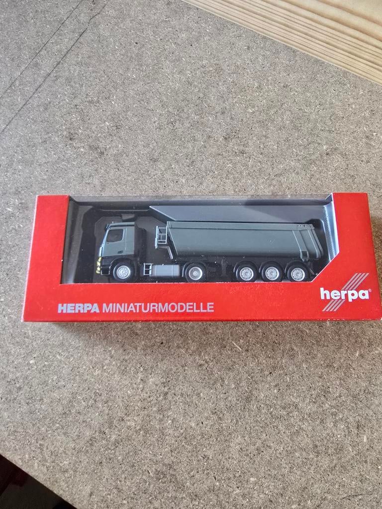 1355 mb arocs kipper, Ophalen of Verzenden, Nieuw, Bus of Vrachtwagen, Herpa