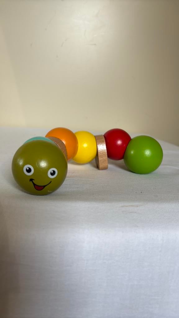 Leuk ballen speel slang van hout, Kinderen en Baby's, Speelgoed | Houten speelgoed, Ophalen of Verzenden, Zo goed als nieuw