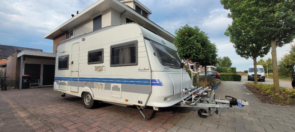 hobby 470 met tent en luifel, Vast bed, Rondzit, Hobby, Particulier