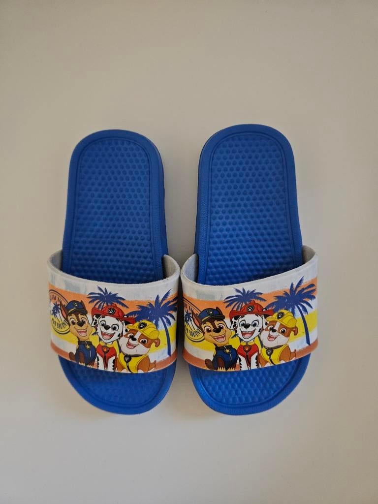 Paw Patrol badslippers maat 25 ZGAN, Ophalen of Verzenden, Zo goed als nieuw, Jongetje of Meisje, Schoentjes