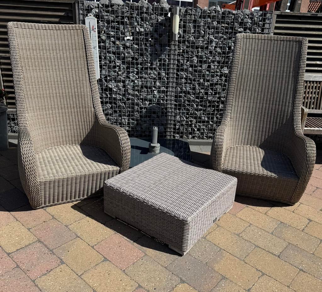 Terras stoelen met tafel, Tuin en Terras, Tuinsets en Loungesets, Ophalen, Zo goed als nieuw, Kunststof