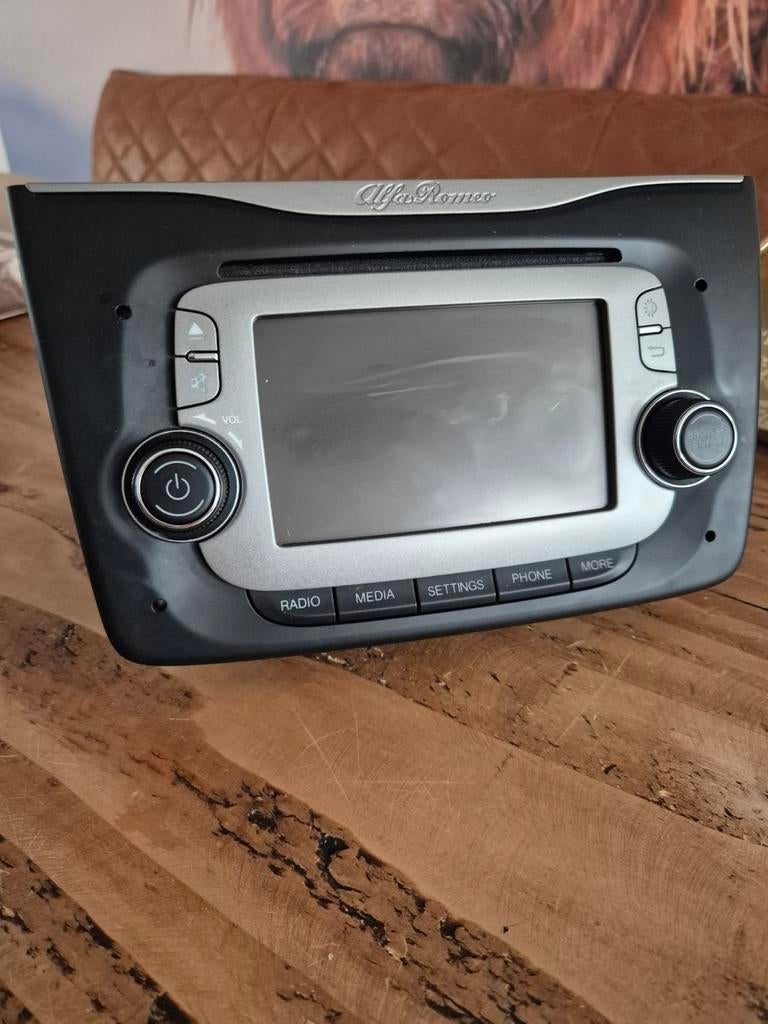 Alfa Romeo Mito autoradio, Ophalen of Verzenden, Zo goed als nieuw