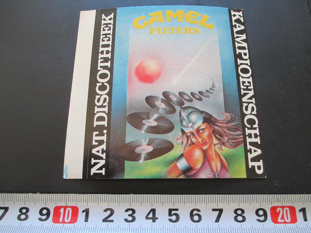 sticker tabak CAMEL filters - nat. discotheek kampioenschap*, Verzamelen, Stickers, Zo goed als nieuw, Ophalen