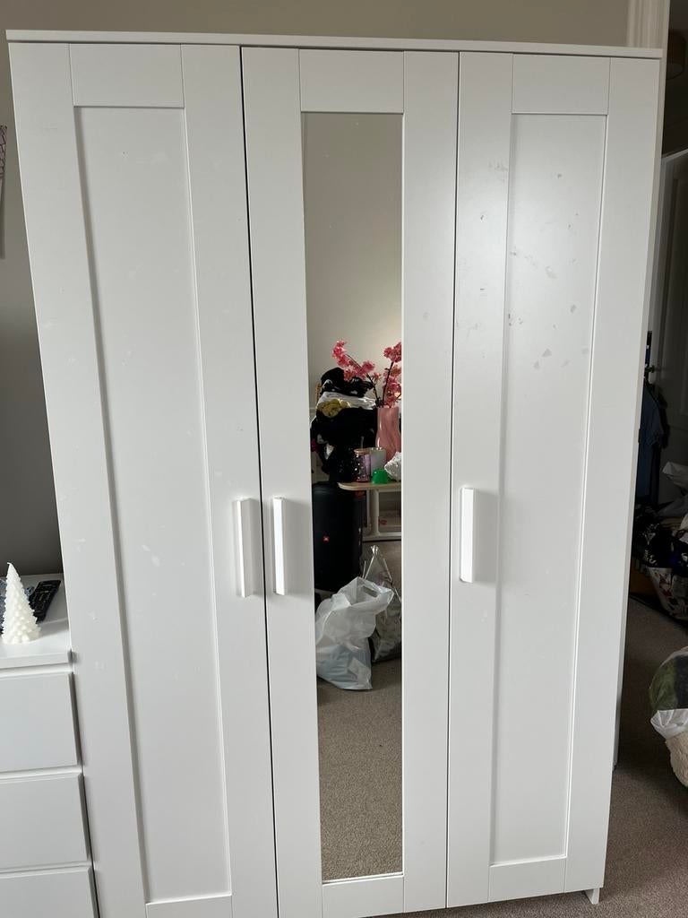 Brimnes Kleding kast wit 117x50x190 Ikea goede staat, Ophalen, Met deur(en), 100 tot 150 cm, Zo goed als nieuw