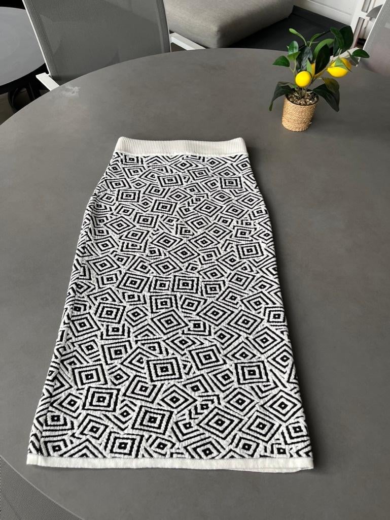 Zwart / witte Vanilia rok, maat S, Kleding | Dames, Rokken, Verzenden, Vanilia, Zwart, Zo goed als nieuw