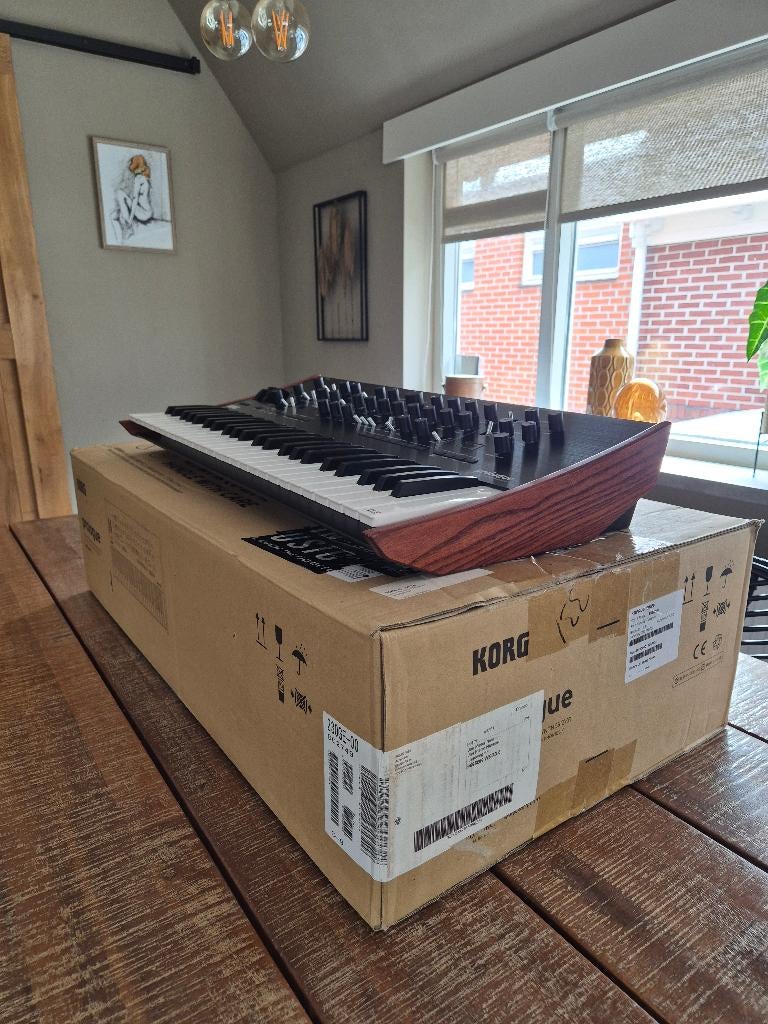 KORG Prologue 8 in zeer nette staat, Ophalen, Zo goed als nieuw, 61 toetsen, Korg