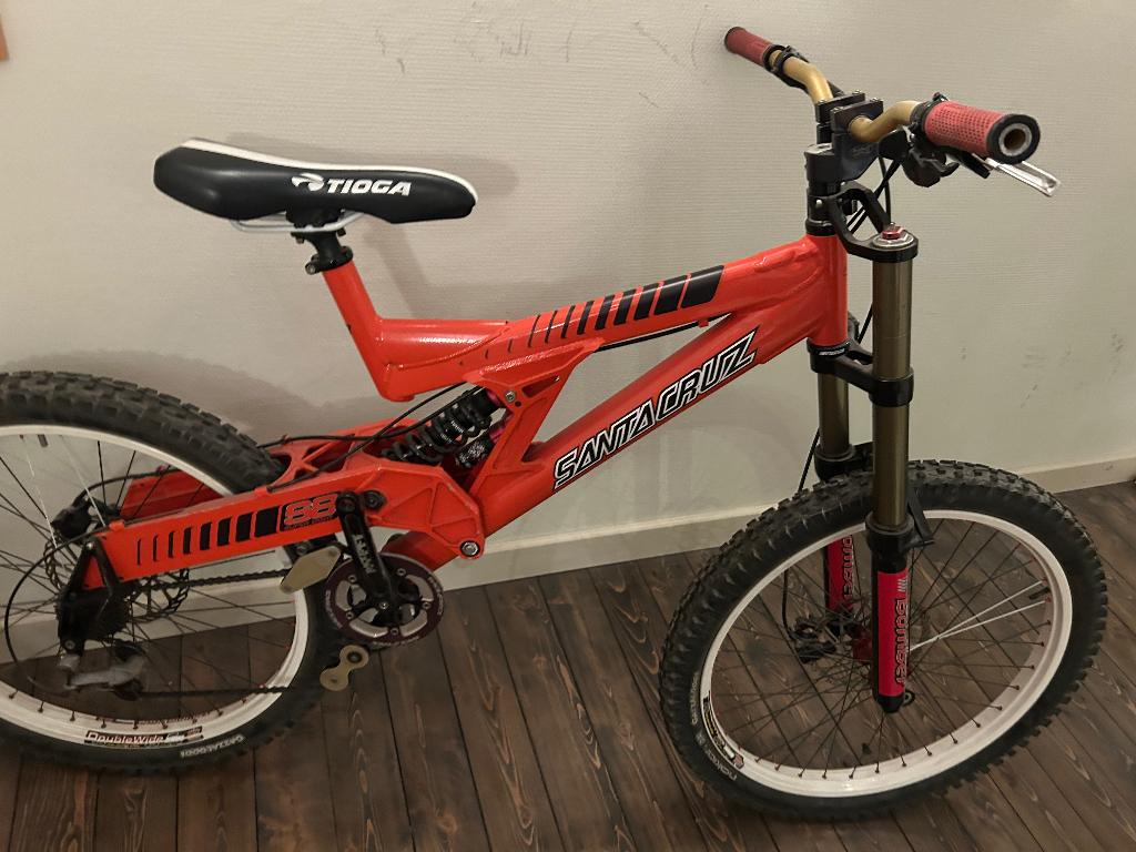 Santa cruz s8 colector items !!!!, Fietsen en Brommers, Fietsen | Mountainbikes en ATB, Fully, Ophalen, Overige merken