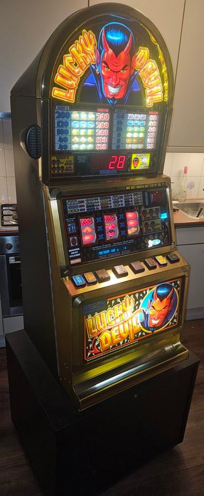 Luck devil, Euro, Ophalen of Verzenden