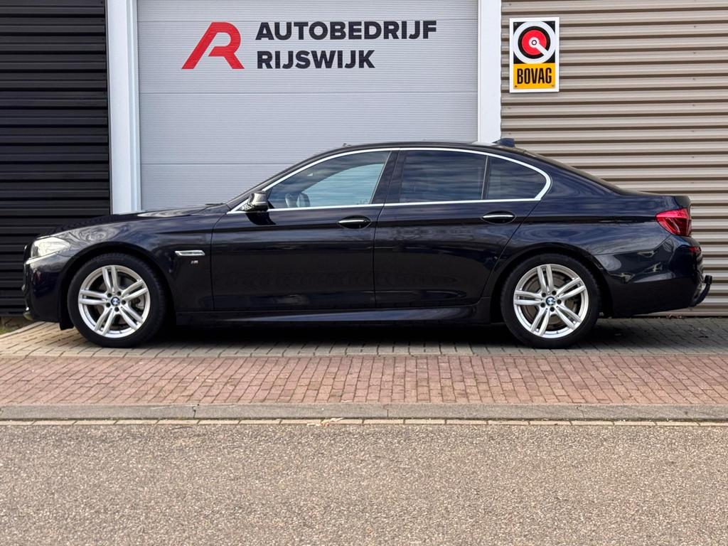 BMW 5-serie 520i M Sport High Executive Memory/Dak/Xenon, Automaat, 12 maanden, Achterwielaandrijving, Gebruikt
