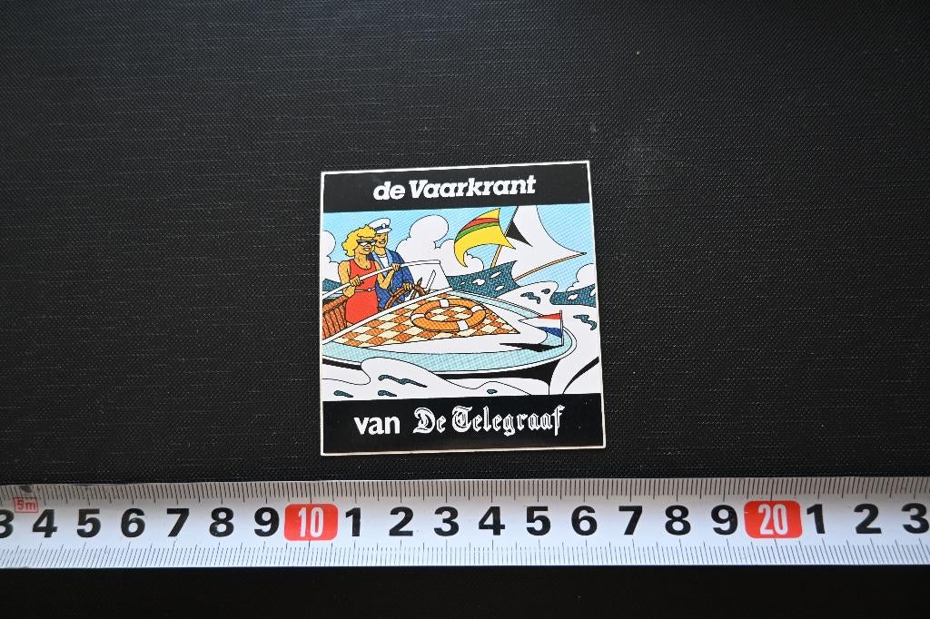 sticker de vaarkrant van de telegraaf - strip krant, Ophalen, Zo goed als nieuw