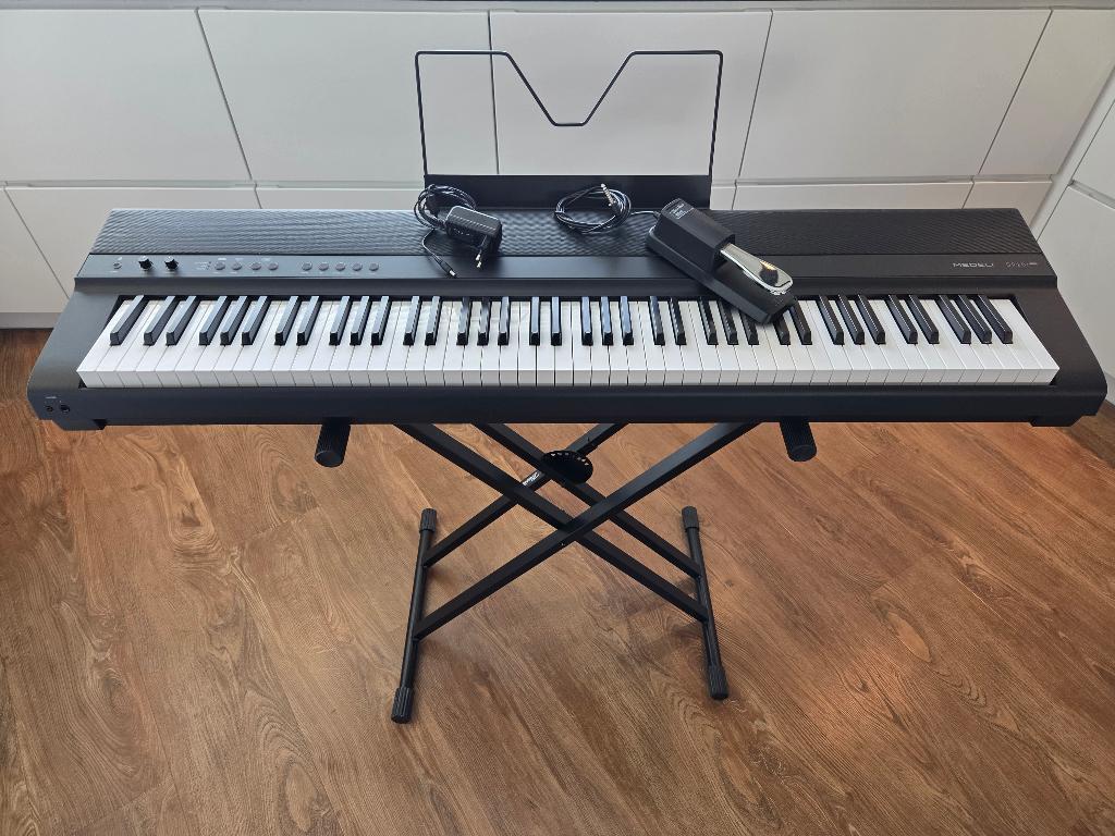 Medeli SP201 Plus, Muziek en Instrumenten, Keyboards, Ophalen, 88 toetsen, Zo goed als nieuw, Met standaard