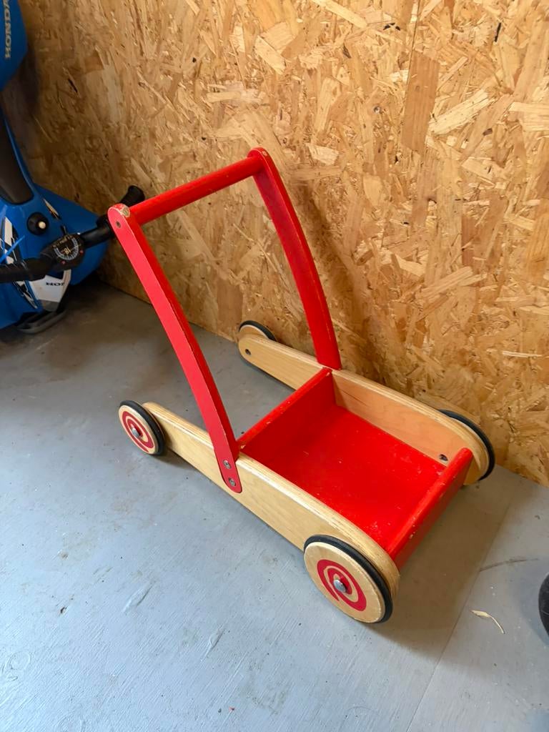 Loop karretje, Ophalen, Duw- of Trekspeelgoed