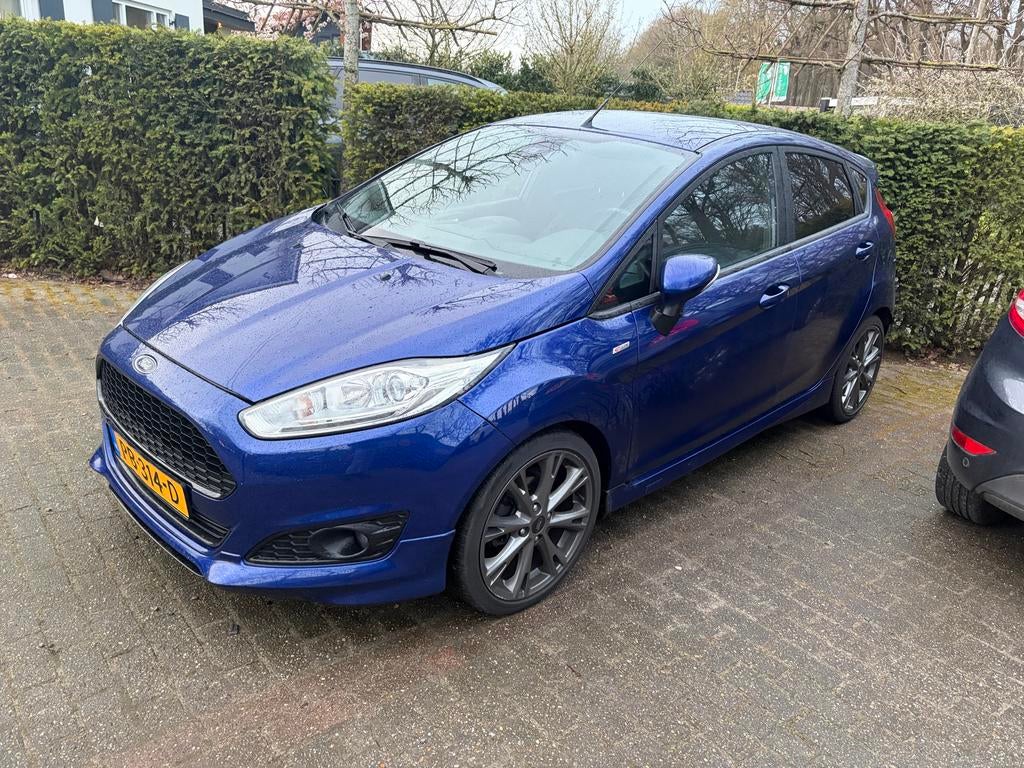 Ford Fiësta 1.0 Ecoboost 100pk 5dr 2017 Blauw, Auto's, Voorwielaandrijving, Blauw, 100 pk, 23 km/l