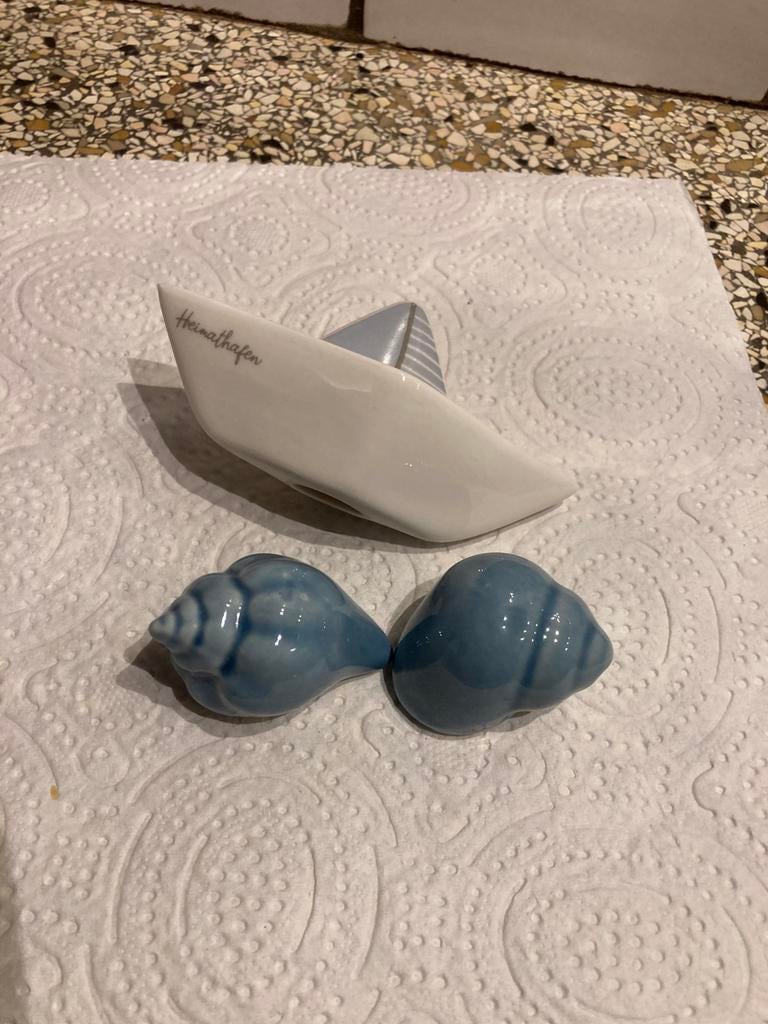 Beeldjes boot en schelpen, Ophalen of Verzenden, Zo goed als nieuw