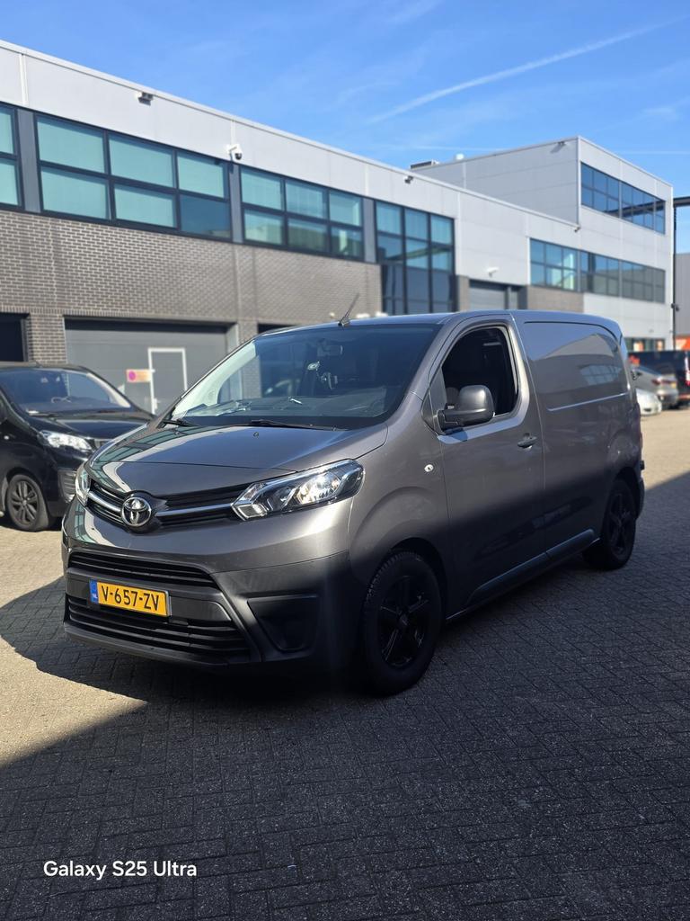 Toyota Proace Compact 1.6 D-4d 70KW 2019 Euro 6, Auto's, Bestelauto's, Bedrijf, ABS, Airbags, Airconditioning, Alarm, Bluetooth