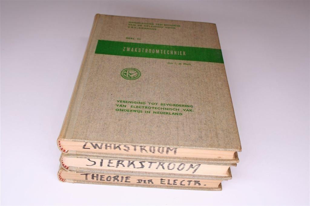 V.E.V. Elektrotechniek [3-delige set] — Theorie, Stroom, Boeken, Techniek, Ophalen of Verzenden, Gelezen, Bouwkunde
