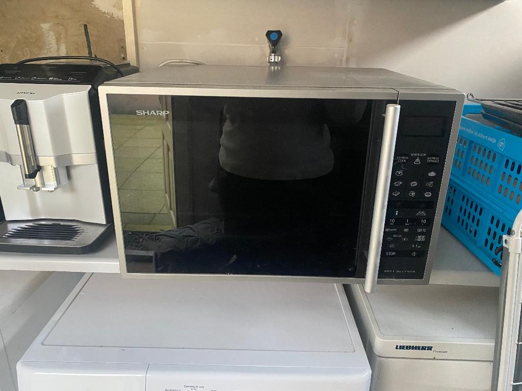 Sharp Combi magnetron, Ophalen, Combimagnetron, Crisp, Gebruikt