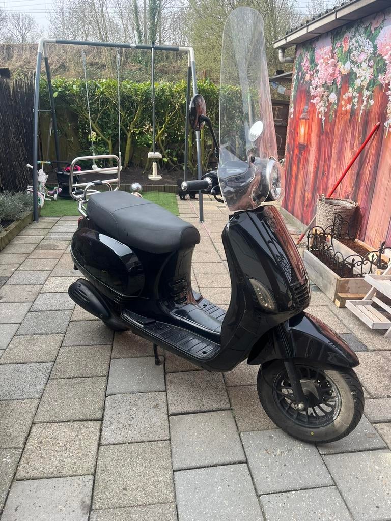 Agm vx50, Ophalen of Verzenden, Gebruikt, Benzine, Overige merken