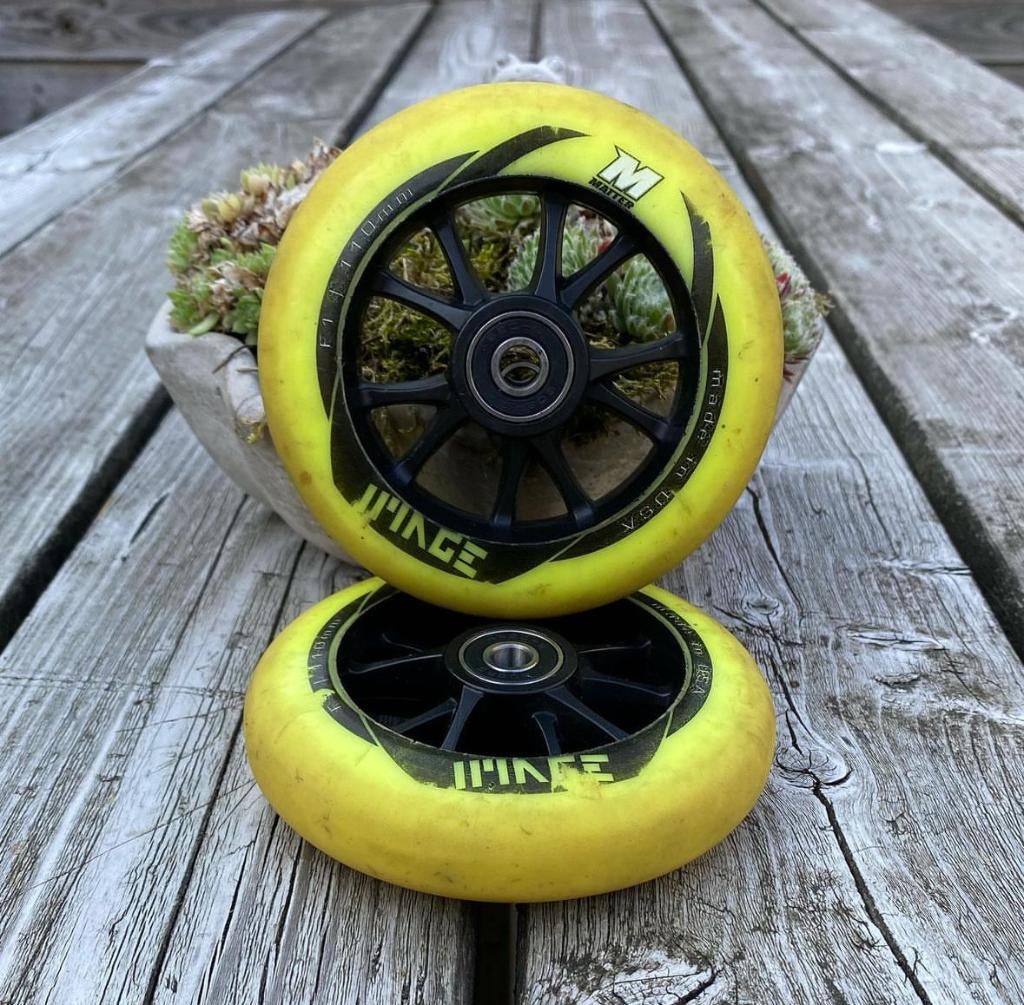 2x lichte 110mm stuntstep wielen, Ophalen of Verzenden, Zo goed als nieuw