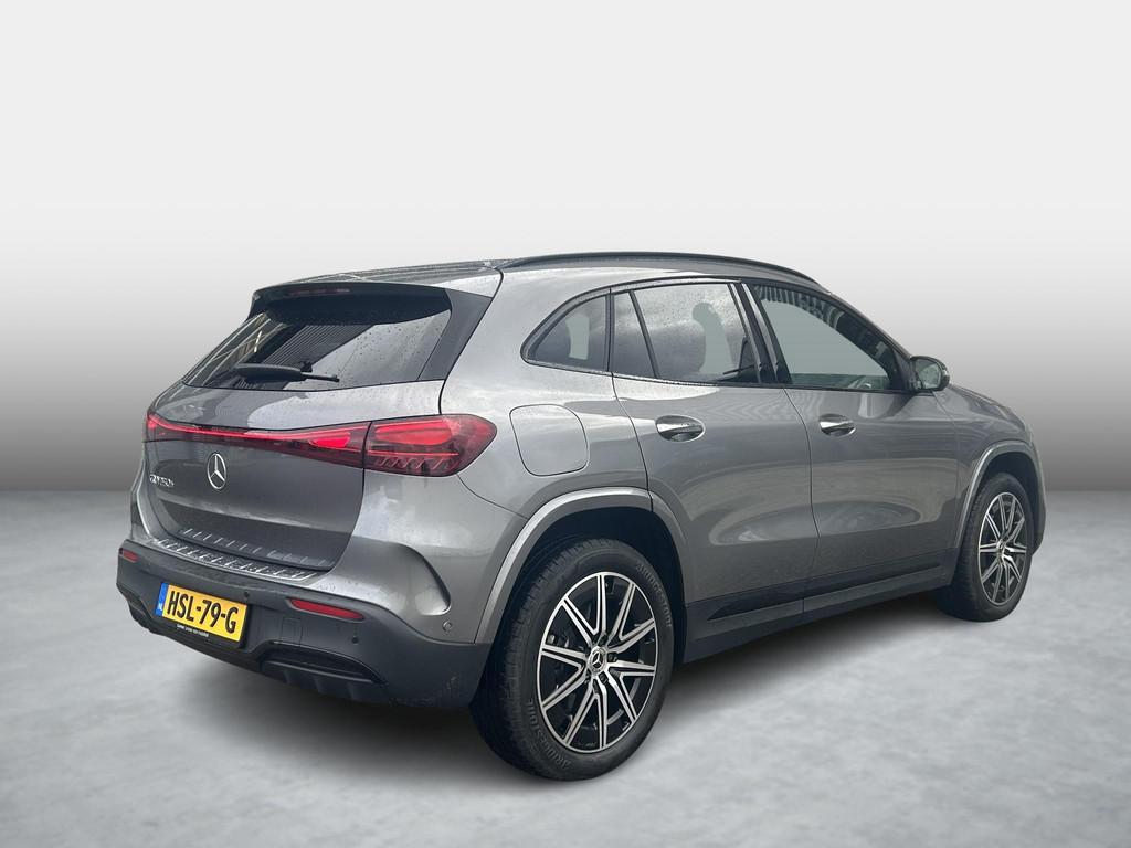 Mercedes-Benz EQA 250+ AMG | Night Pakket | Panoramadak | 36, 15 min, Stof, Zwart, Parkeercamera