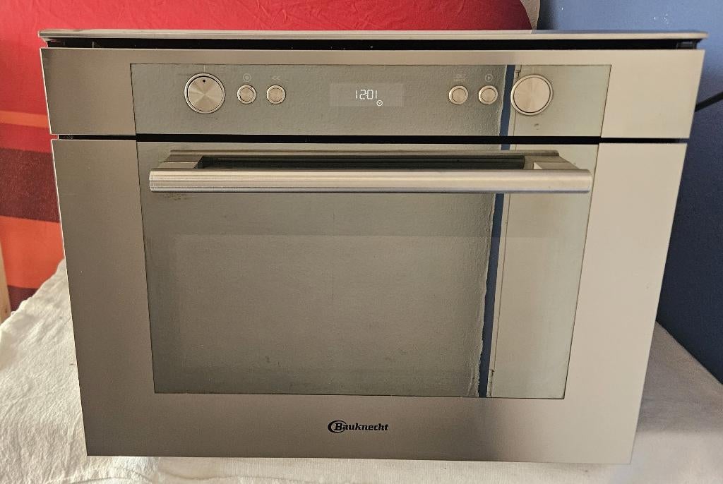 Inbouw combimagnetron van Bauknecht EMCHE 8144, Gebruikt, Oven met grill, Inbouw, Draaiplateau